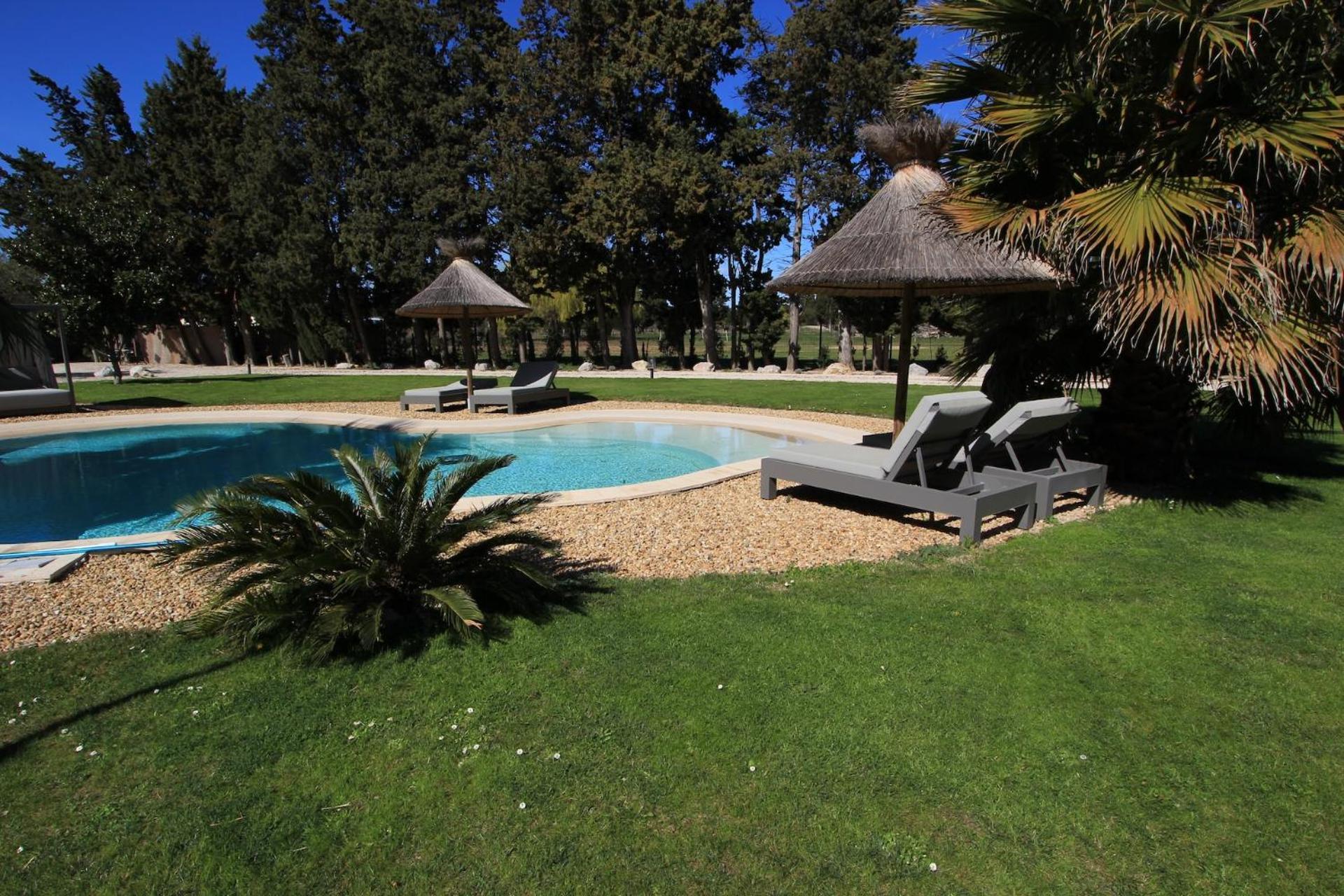 Mas Paloma Bed & Breakfast Rognonas Exterior photo