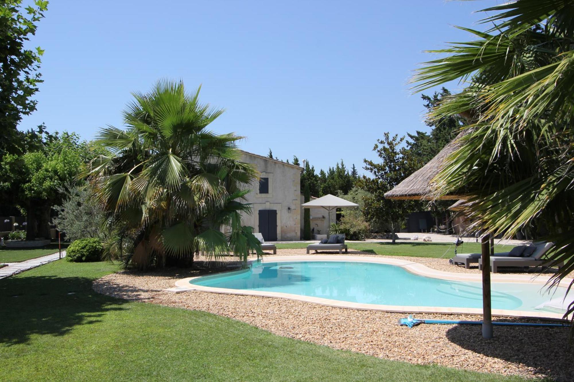 Mas Paloma Bed & Breakfast Rognonas Exterior photo